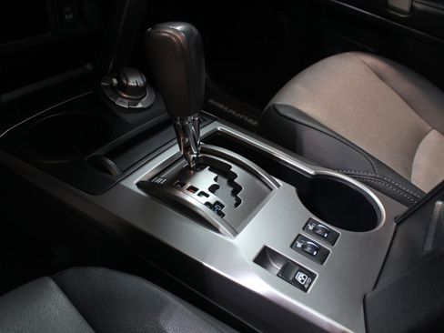 Used 2019 Toyota 4Runner SR5 Premium AWD/4WD image 29