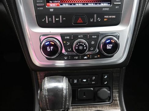Used 2017 GMC Acadia Limited SLT FWD image 18