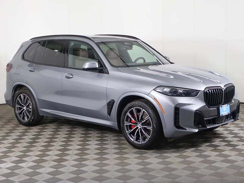 Used 2025 BMW X5 xDrive40i w/ Premium Essential Package AWD/4WD image 2