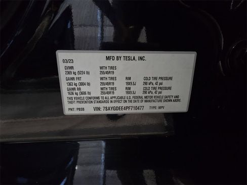 Used 2023 Tesla Model Y Long Range image 31