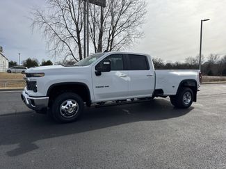 New 2026 Chevrolet Silverado 3500 LT video 1