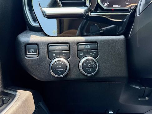 Used 2022 GMC Sierra 1500 Elevation AWD/4WD image 22