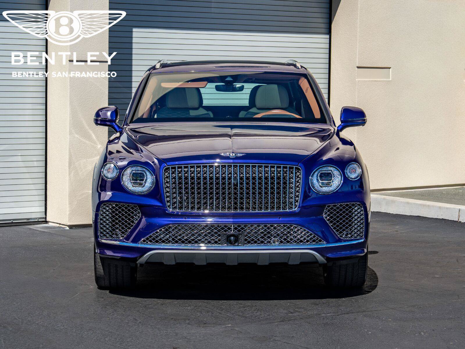 Used 2024 Bentley Bentayga AWD/4WD image 2
