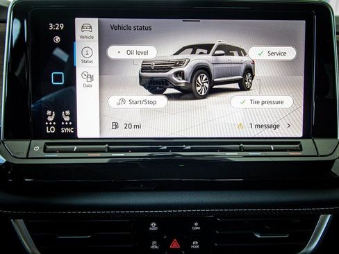 New 2026 Volkswagen Atlas SE image 5