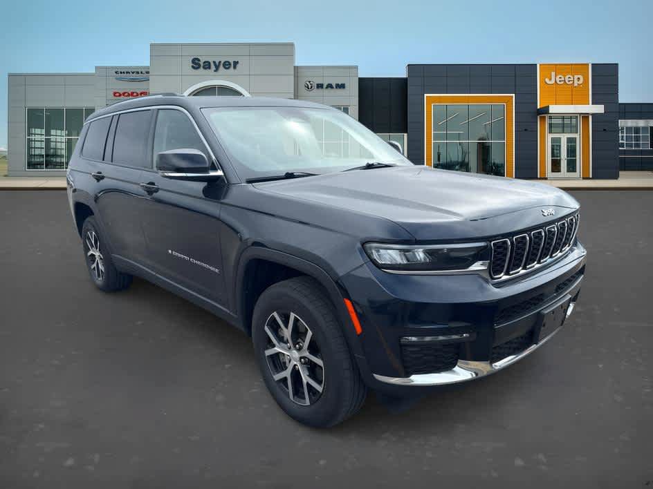 Used 2023 Jeep Grand Cherokee L Limited w/ Luxury Tech Group II AWD/4WD image 1