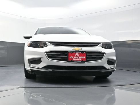 Used 2016 Chevrolet Malibu LT FWD image 32