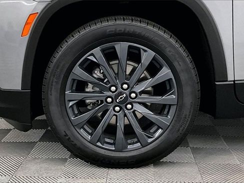 Used 2023 Chevrolet Traverse RS w/ LPO, Floor Liner Package image 9