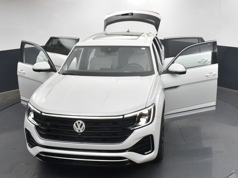 New 2026 Volkswagen Atlas Cross Sport SEL Premium R-Line AWD/4WD image 37