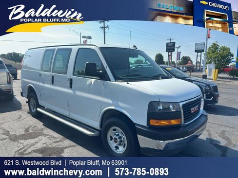 Used 2023 GMC Savana 2500 w/ Driver Convenience Package image 1