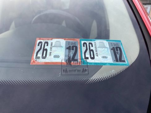 Used 2012 Volvo XC60 T6 R-Design Platinum image 33