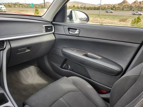 Used 2019 Kia Optima LX image 23