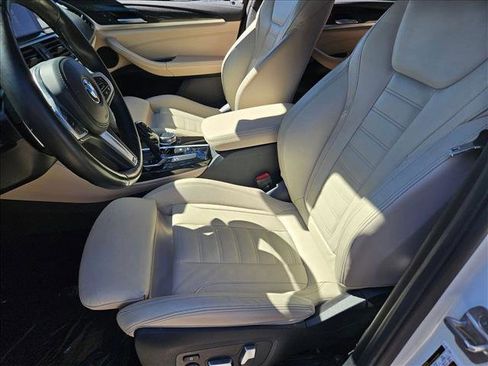 Used 2021 BMW X4 xDrive30i w/ M Sport Package image 16