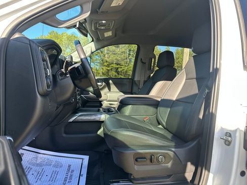 Used 2021 Chevrolet Silverado 1500 LTZ image 9