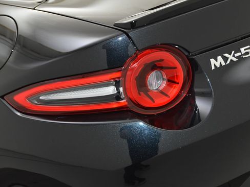 New 2026 MAZDA MX-5 Miata RF Grand Touring w/ Appearance Package RWD image 43