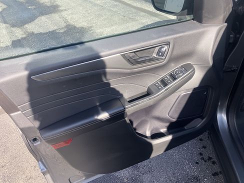 Certified 2023 Ford Escape Active w/ Tech Pack #1 AWD/4WD image 18