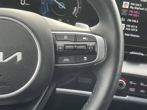 Certified 2025 Kia Sportage SX Prestige image 19