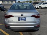 Certified 2024 Volkswagen Jetta SE image 4