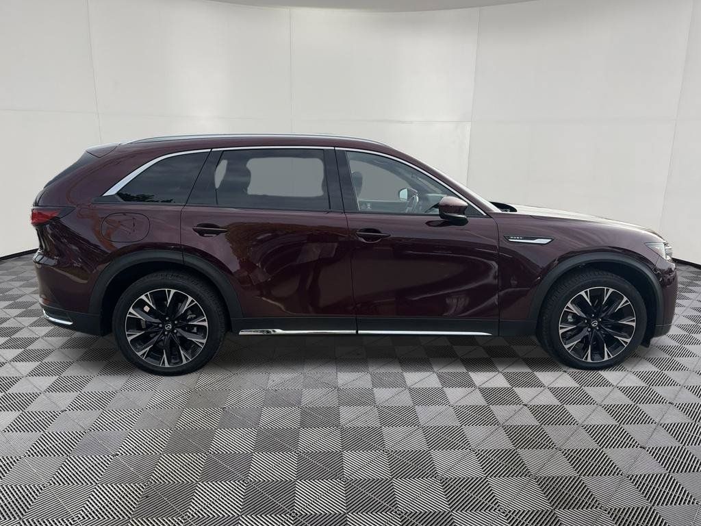 Used 2024 MAZDA CX-90 Plug-In Hybrid w/ Premium Plus AWD/4WD image 10