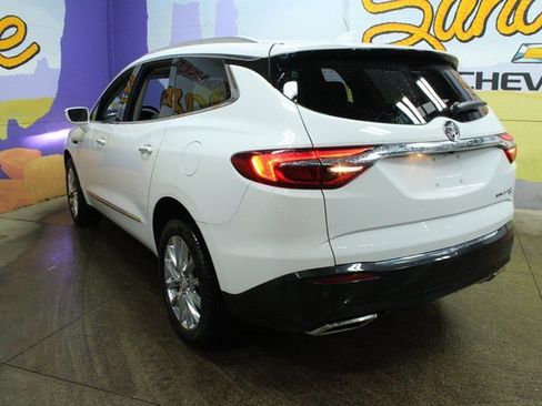 Used 2019 Buick Enclave Essence image 6