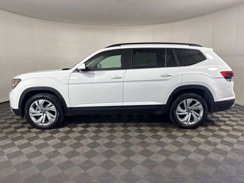 Used 2023 Volkswagen Atlas SE w/ Panoramic Sunroof Package AWD/4WD image 7