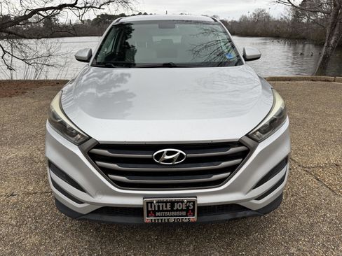 Used 2016 Hyundai Tucson SE image 14