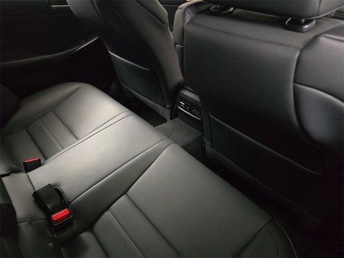 Used 2021 Lexus IS 350 F Sport image 14