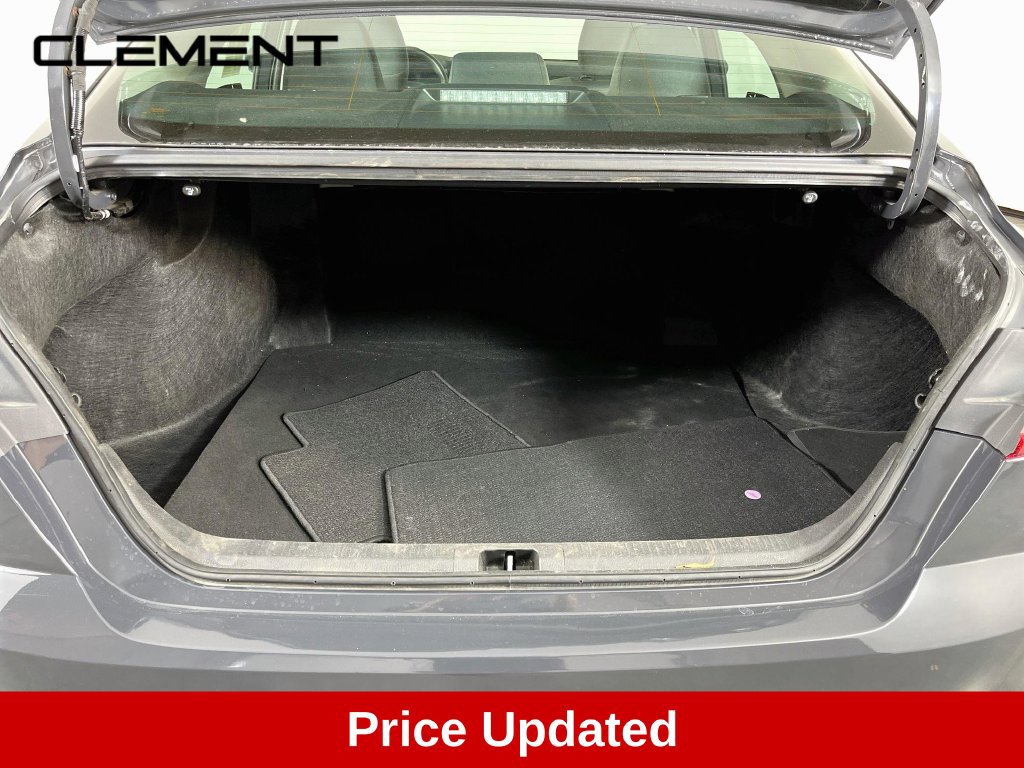 Used 2026 Toyota Camry LE FWD image 9