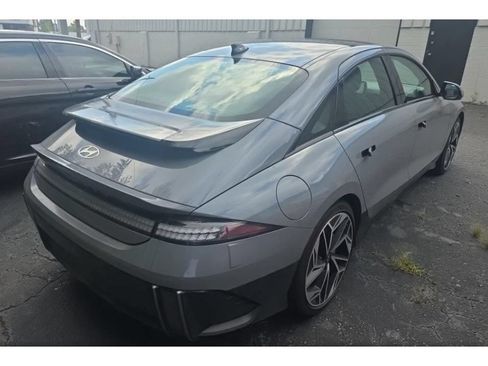 Used 2023 Hyundai Ioniq 6 Limited AWD/4WD image 3