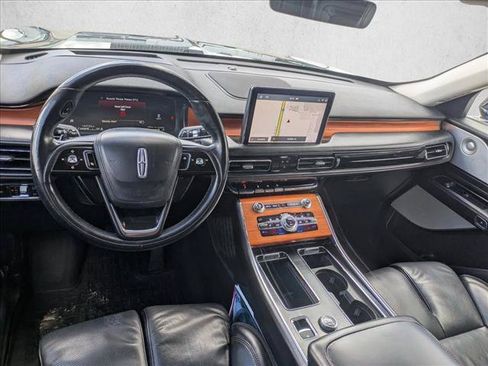 Used 2020 Lincoln Aviator Reserve w/ Equipment Group 202A AWD/4WD image 16