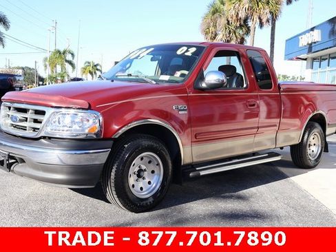 Used 2002 Ford F150 XLT image 4