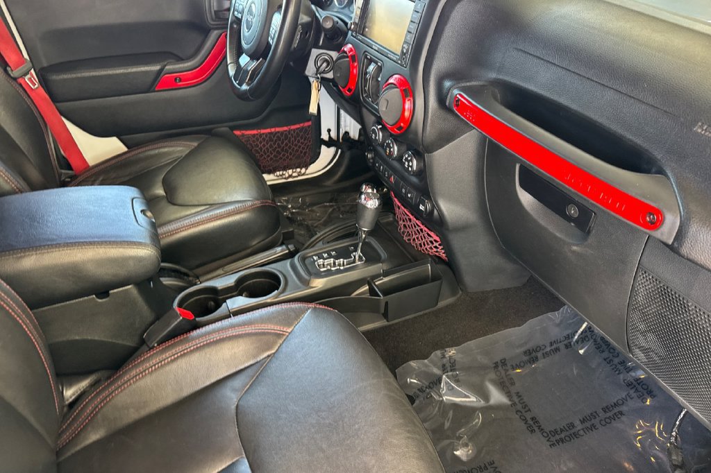 Used 2017 Jeep Wrangler Unlimited Rubicon AWD/4WD image 17