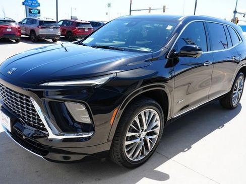 Used 2025 Buick Enclave Avenir w/ Trailering Package, 5000 lbs. AWD/4WD image 29