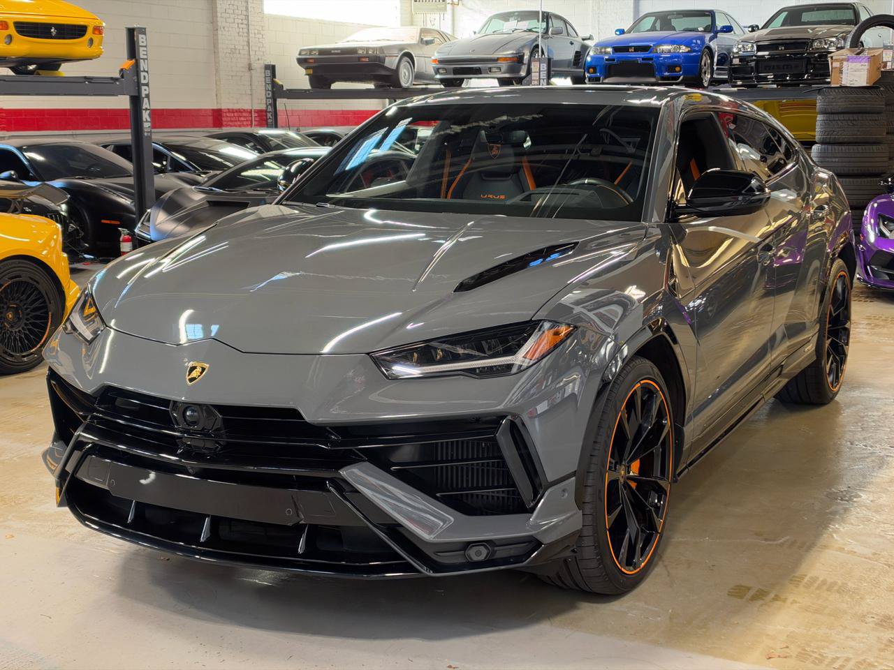 Used 2024 Lamborghini Urus S AWD/4WD image 12