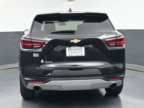 Used 2025 Chevrolet Blazer LT FWD image 40