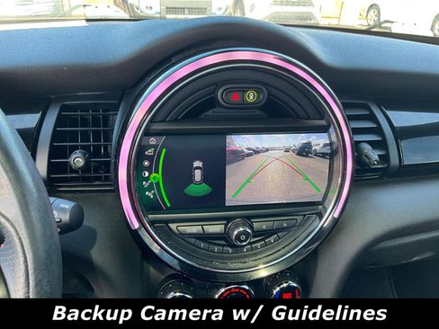 Used 2019 MINI Cooper S w/ Signature Upholstery Package FWD image 13