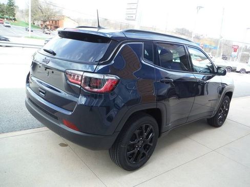 New 2026 Jeep Compass Latitude AWD/4WD image 8