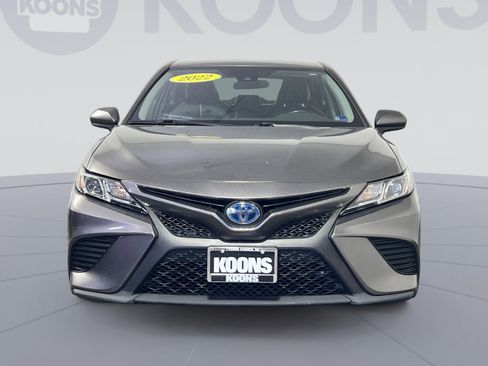 Used 2020 Toyota Camry SE image 11
