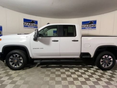 Used 2025 Chevrolet Silverado 2500 Custom w/ Custom Value Package AWD/4WD image 7