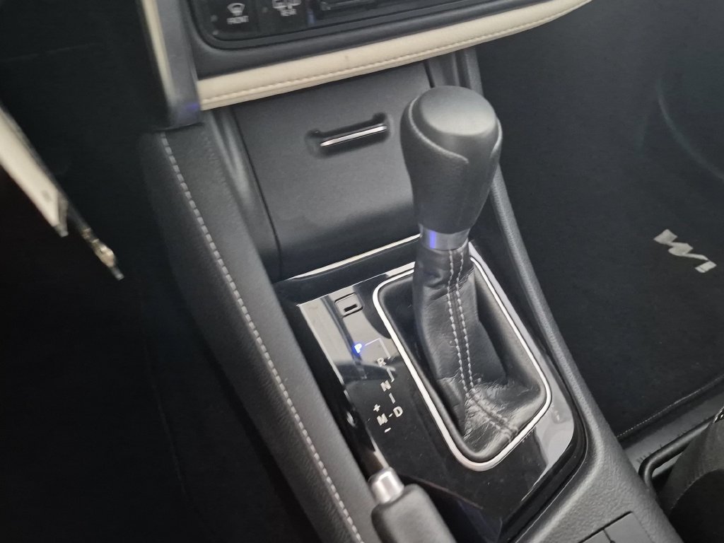 Used 2016 Scion iM FWD image 17