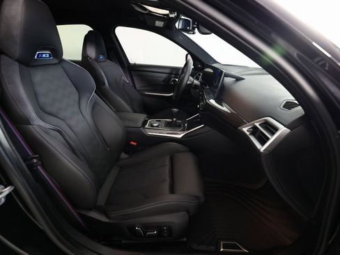 Used 2025 BMW M3 w/ Executive Package image 10