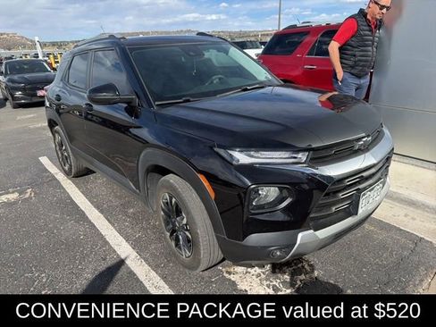Used 2023 Chevrolet TrailBlazer LT w/ Convenience Package image 3