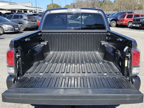 Used 2023 Toyota Tacoma TRD Sport image 31