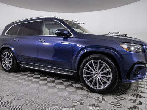 Used 2026 Mercedes-Benz GLS 580 4MATIC image 3