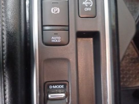 Used 2024 Nissan Pathfinder SV FWD image 30