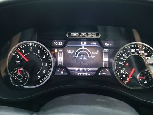 Used 2021 RAM 1500 Laramie AWD/4WD image 15