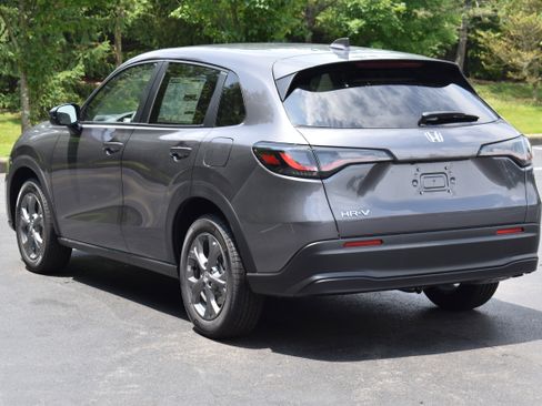New 2026 Honda HR-V LX image 5