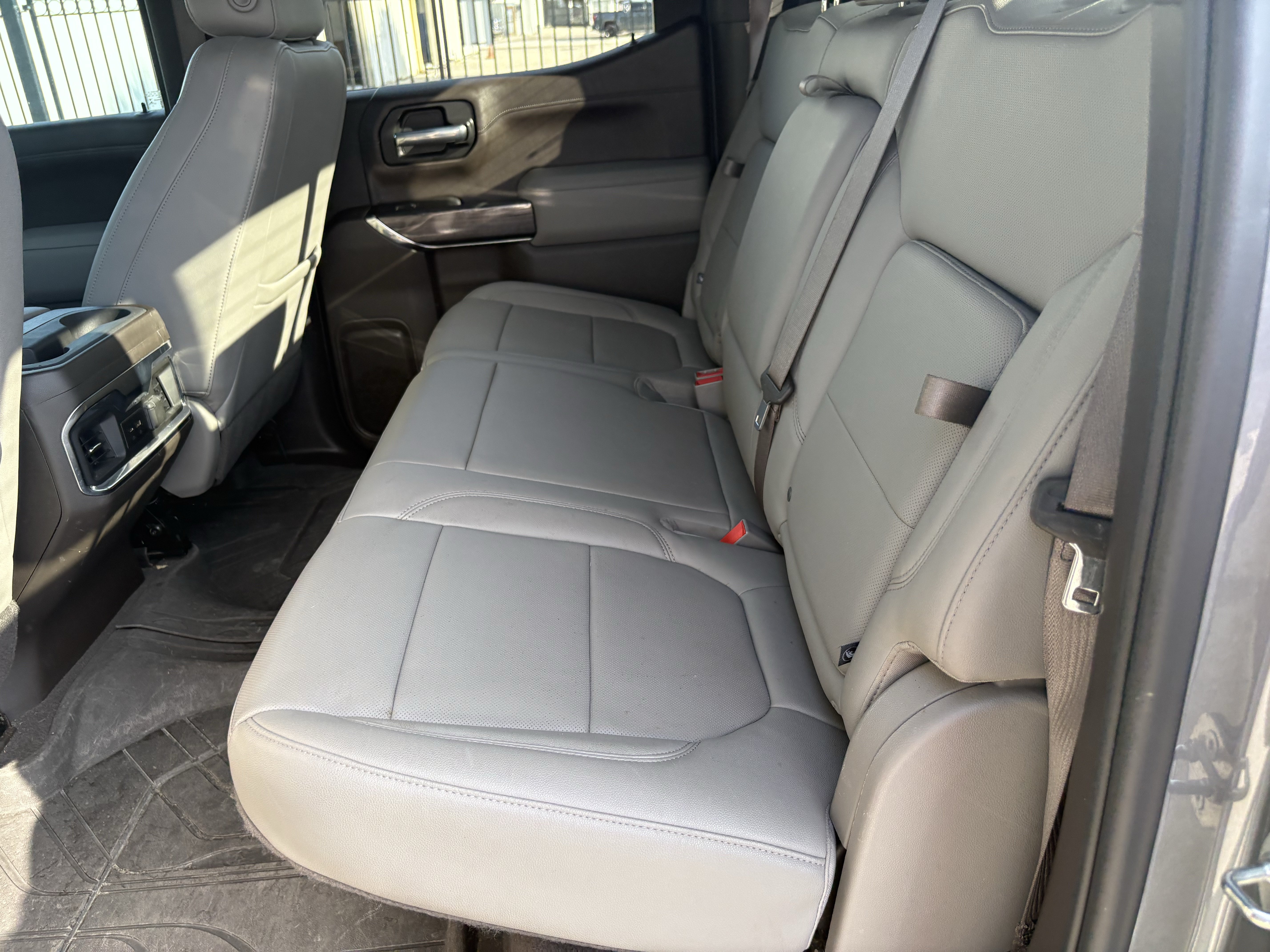 Used 2022 Chevrolet Silverado 1500 LTZ w/ Safety Package II RWD image 9