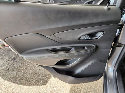 Used 2019 Buick Encore Preferred FWD image 13
