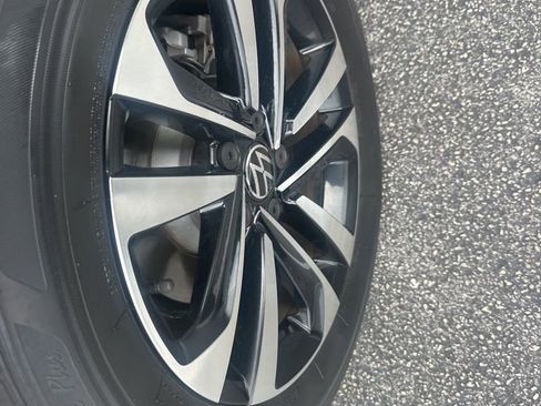 Used 2023 Volkswagen Tiguan S FWD image 14