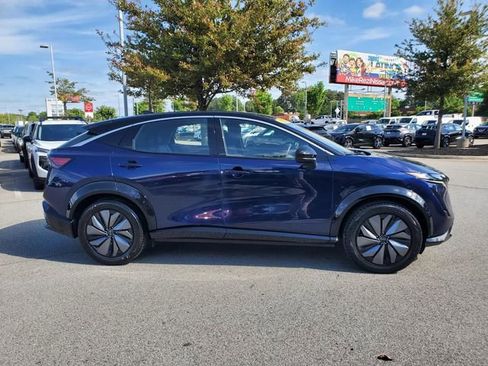 Used 2023 Nissan Ariya FWD image 2